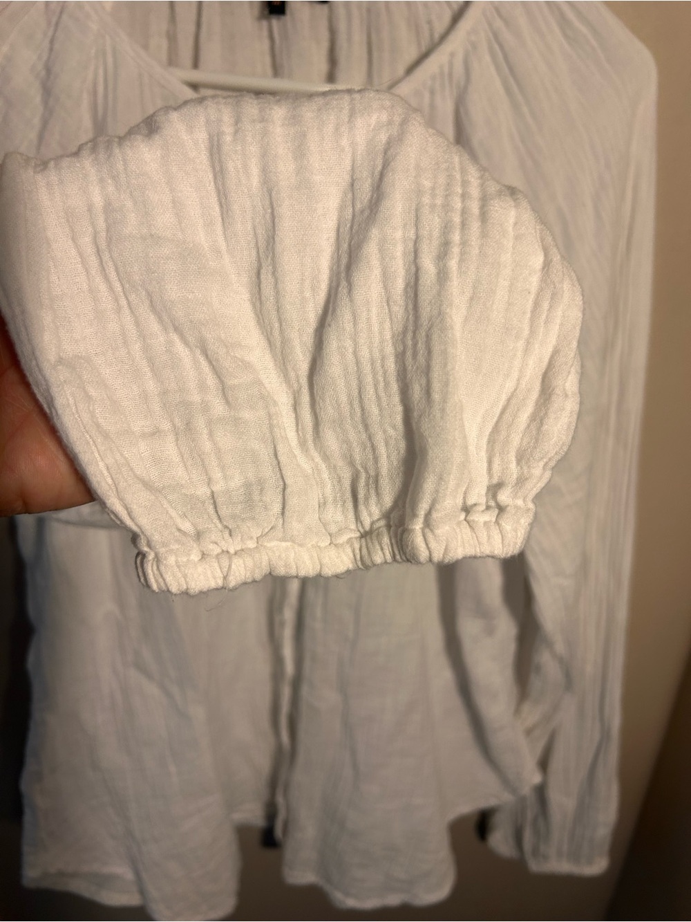 QUINCE WHITE GAUZE COLLARLESS BUTTON UP PEASANT TOP SIZE MEDIUM - Picture 4 of 8